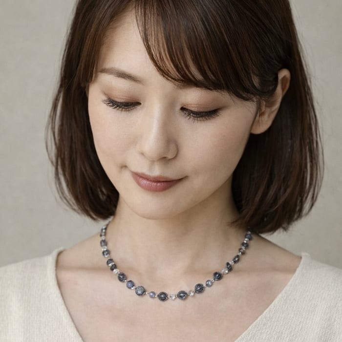 レース編みショートネックレス ブルー